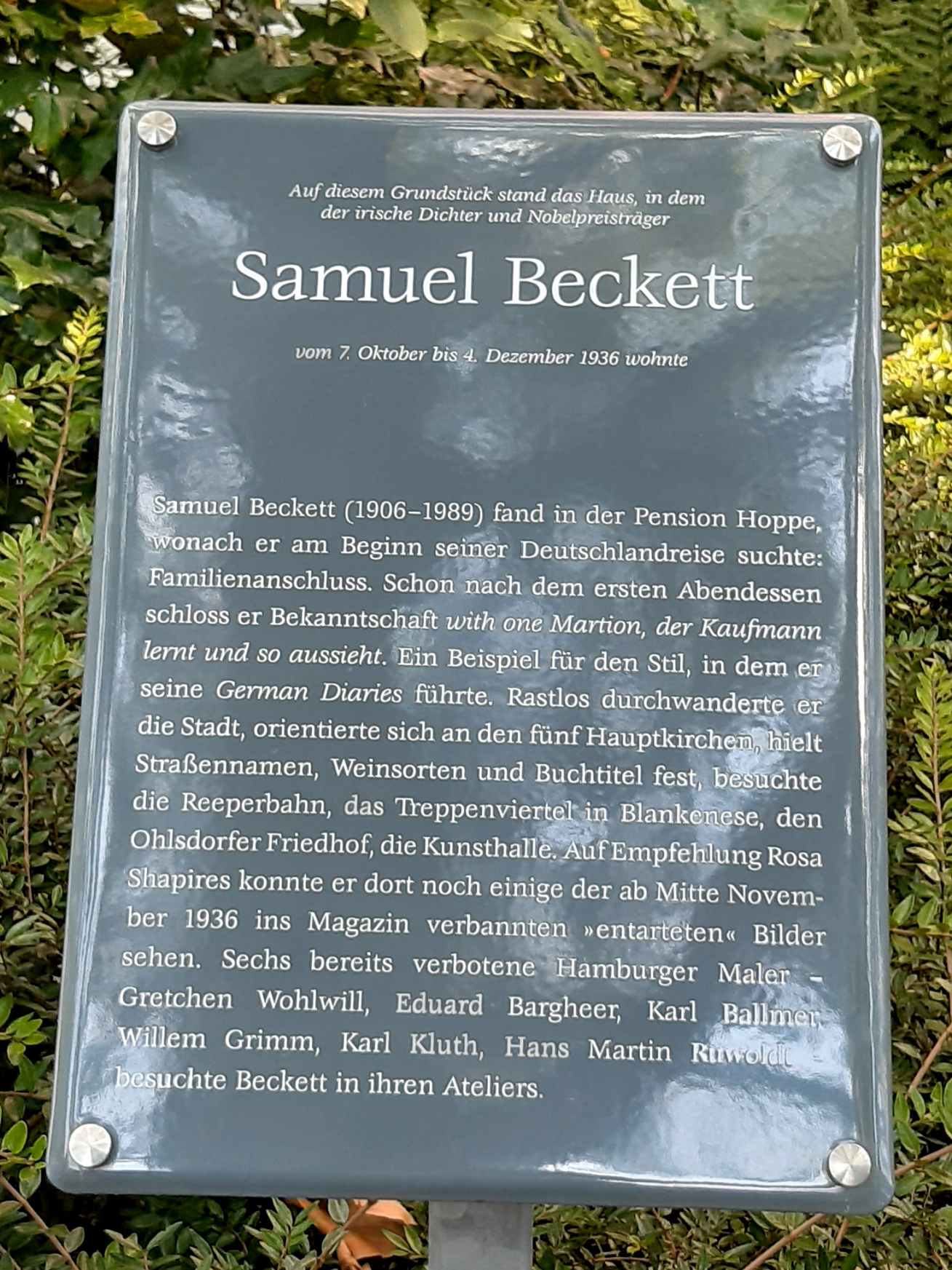 Gedenktafel Schlüterstraße Hamburg für Samuel Becketts Aufenthalt (Foto: urian)