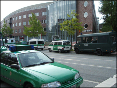 Polizei in Harburg 2005