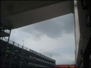 Parkhaus Geschäftshaus Neuer Pferdemarkt (Foto: urian)