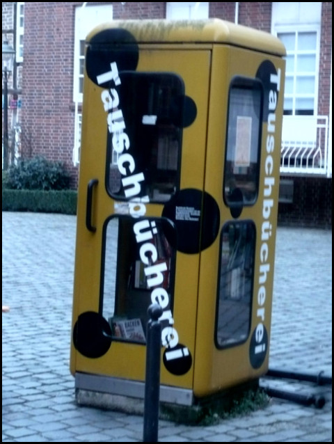 Buch-Telefonzelle Buxtehude Stavenort (Foto: urian)