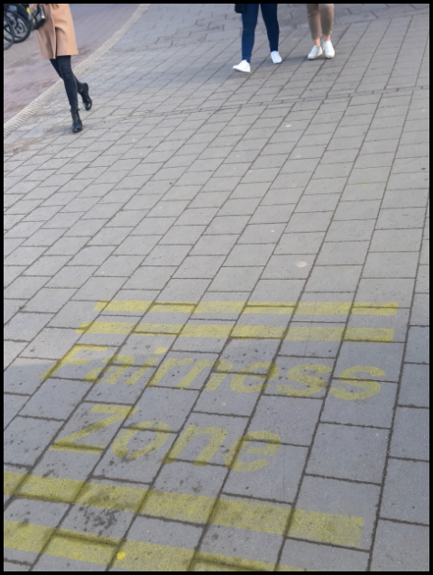 Markierungen Fairness-Zone Hoheluftbrücke (Foto: urian)