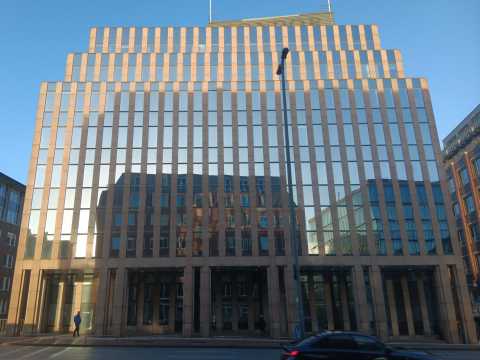 Condor-Versicherung in Hamburg von Cäsar F. Pinnau (Foto: urian)